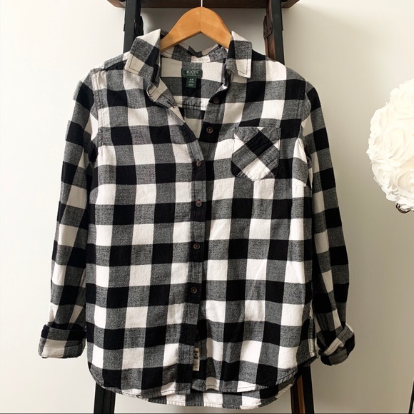 Roots Tops - Buffalo Plaid button flannel shirt from Roots 🇨🇦